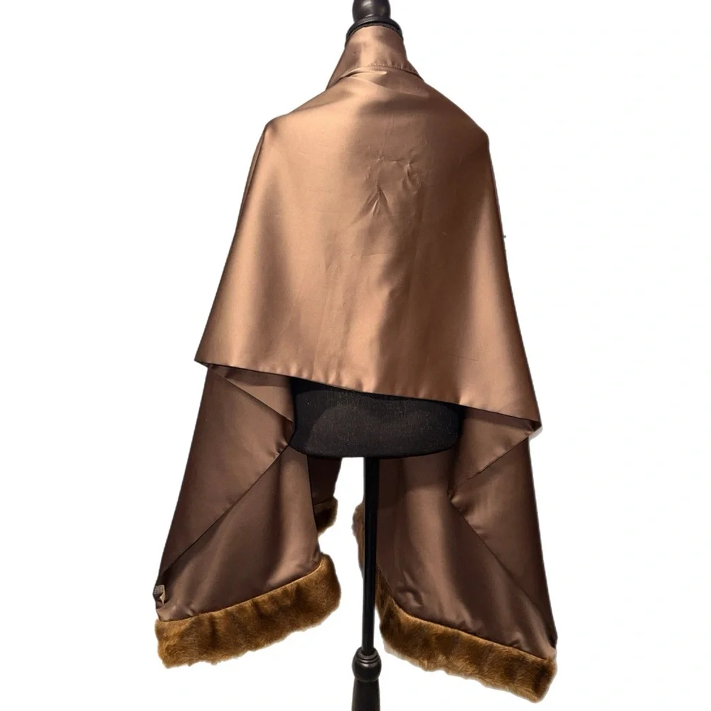 Vintage Collection XIIX - Faux Fur Trim Scarf -‎ Satin Brown